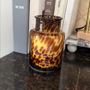 Signature Tortoiseshell Scented Candle